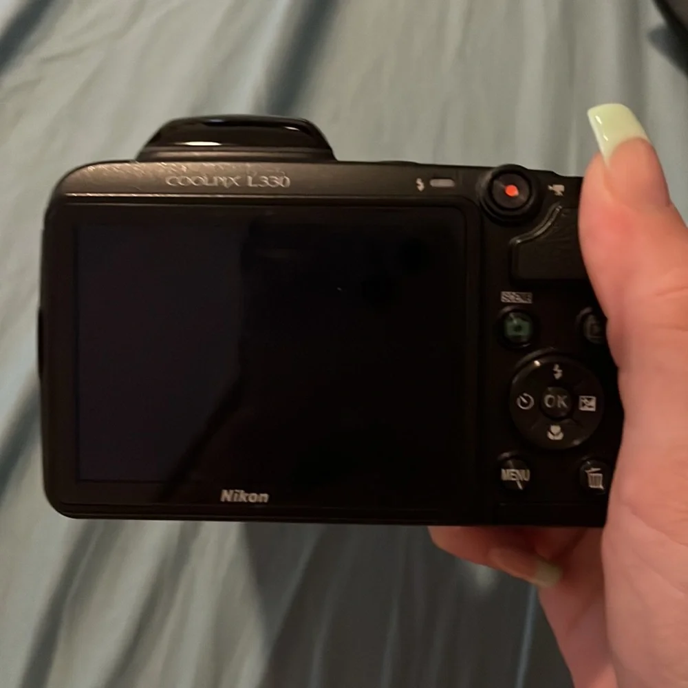 Nikon Coolpix L330 26x Optical Zoom with Carrying Bag